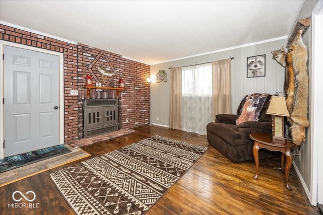 657 W Brookville Road, Fountaintown, IN 46130