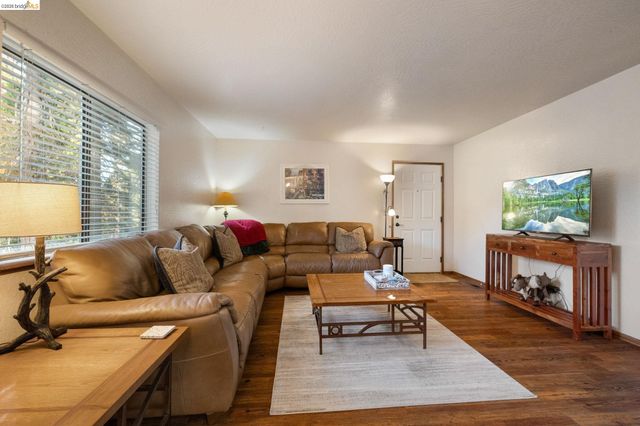 22435 Ponderosa, Twain Harte, CA 95383