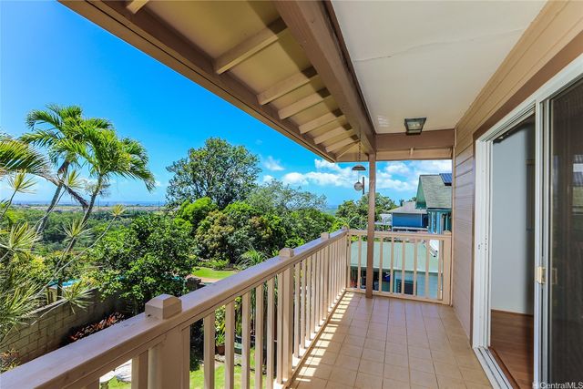 94-489 Mulehu Street, Mililani, HI 96789