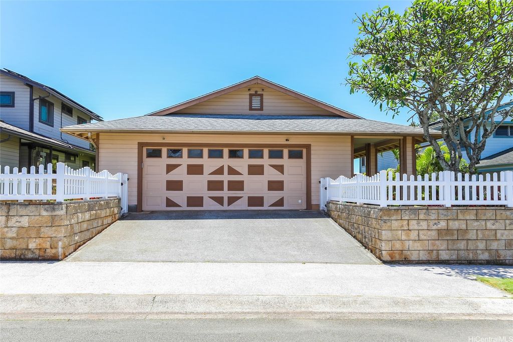 94-489 Mulehu Street, Mililani, HI 96789
