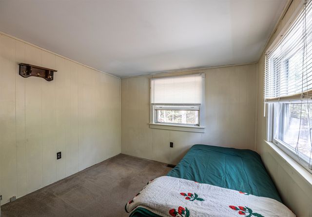 5 Twin Oaks Road, Sutton, NH 03221