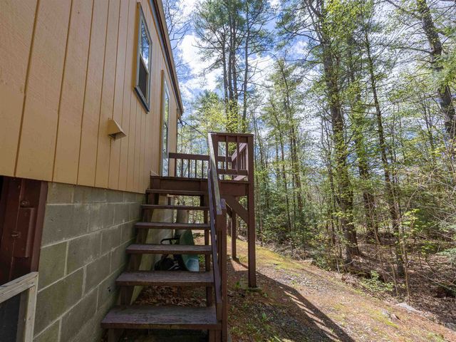 5 Twin Oaks Road, Sutton, NH 03221