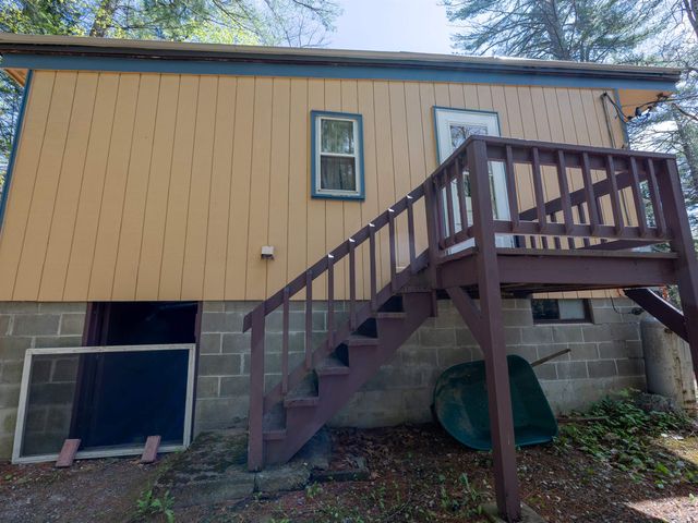 5 Twin Oaks Road, Sutton, NH 03221