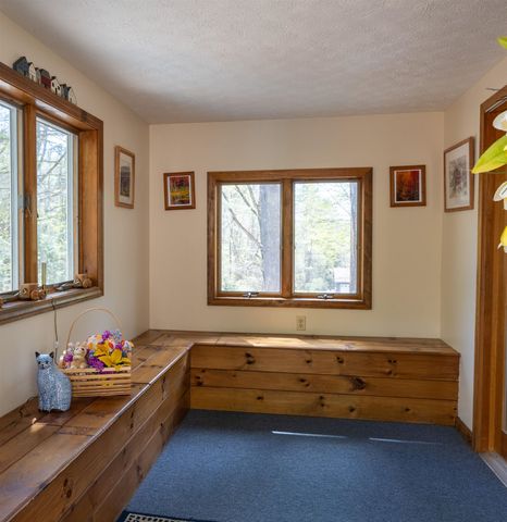 5 Twin Oaks Road, Sutton, NH 03221