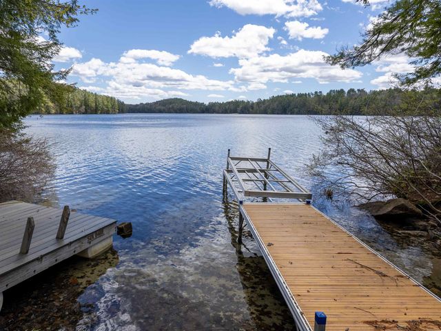 5 Twin Oaks Road, Sutton, NH 03221