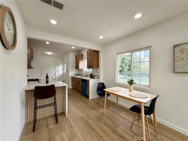 1327 W 97th Street, Los Angeles, CA 90044