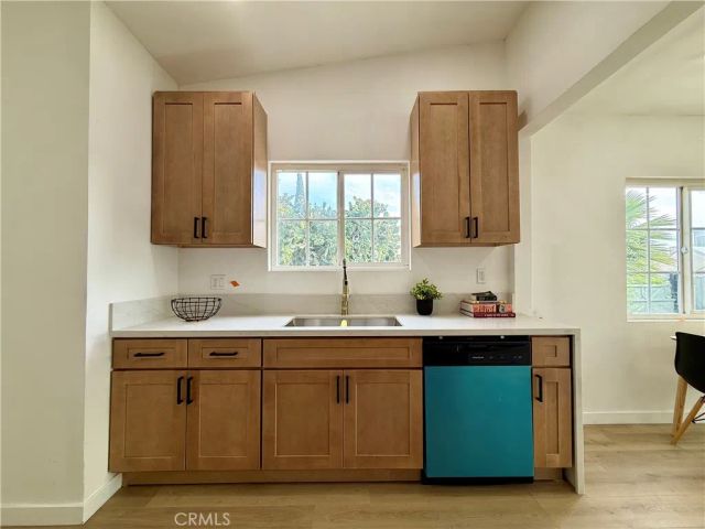 1327 W 97th Street, Los Angeles, CA 90044