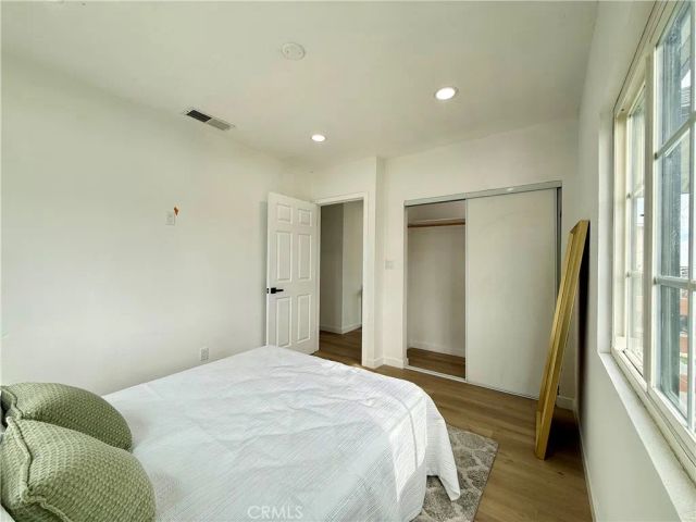 1327 W 97th Street, Los Angeles, CA 90044