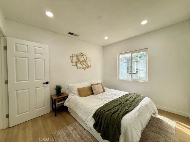 1327 W 97th Street, Los Angeles, CA 90044