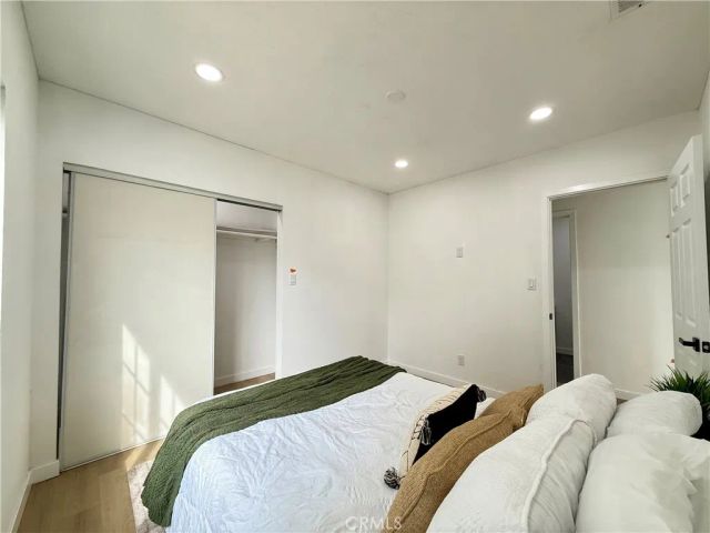 1327 W 97th Street, Los Angeles, CA 90044