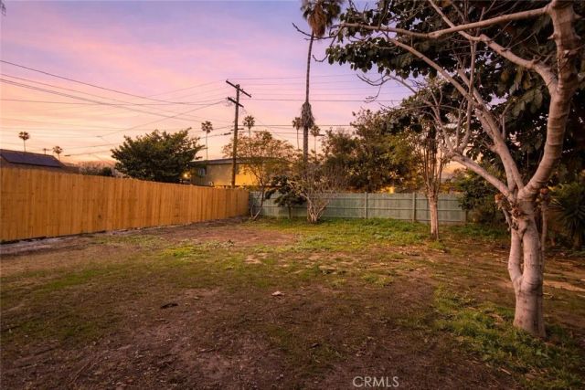 1327 W 97th Street, Los Angeles, CA 90044