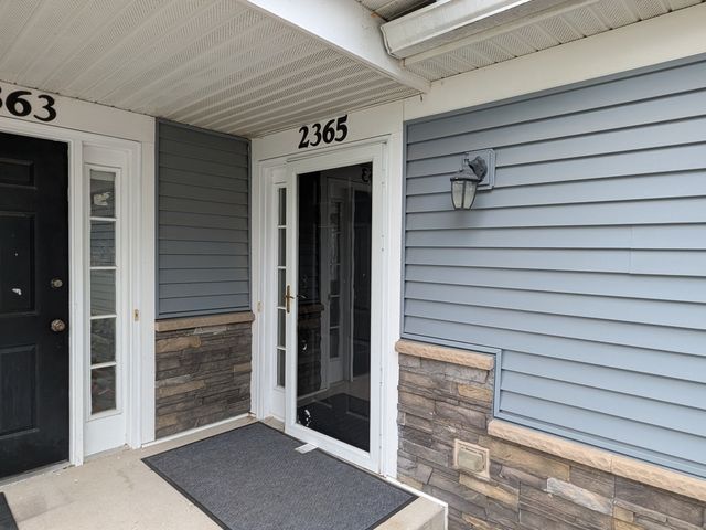 2365 Overlook Court, Naperville, IL 60563
