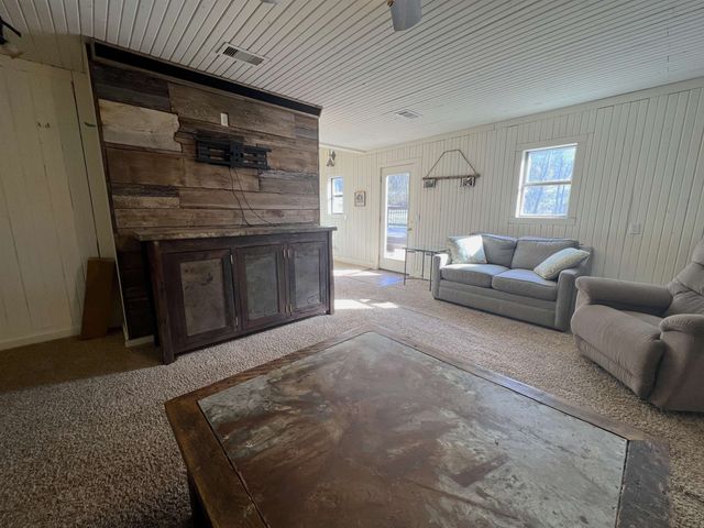 17369 Hwy 66, Mountain View, AR 72560