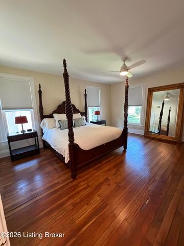 202 Crescent Ct, Louisville, KY 40206