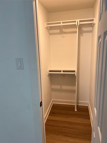 1007 Gallagher Street, Dallas, TX 75212