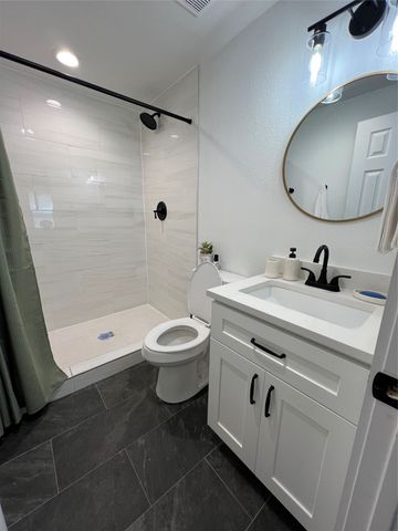 1007 Gallagher Street, Dallas, TX 75212