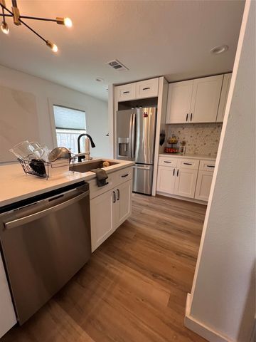 1007 Gallagher Street, Dallas, TX 75212