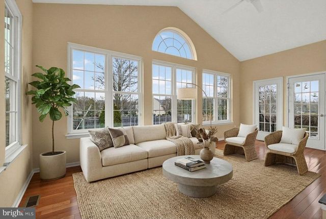 7 ANDERSON LN, Robbinsville, NJ 08691