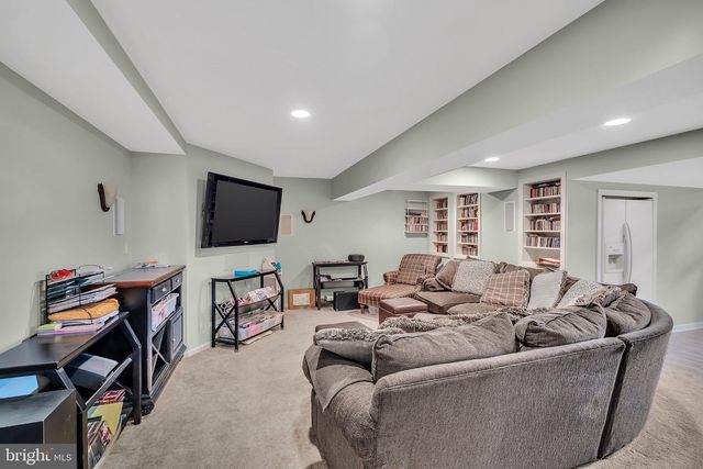 7 ANDERSON LN, Robbinsville, NJ 08691