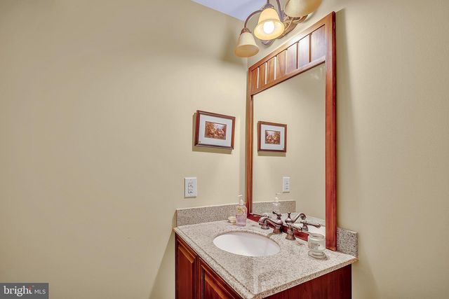 7 ANDERSON LN, Robbinsville, NJ 08691