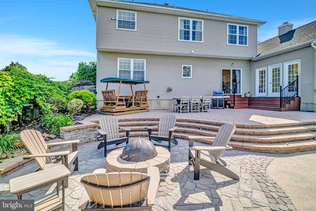 7 ANDERSON LN, Robbinsville, NJ 08691