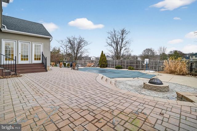 7 ANDERSON LN, Robbinsville, NJ 08691