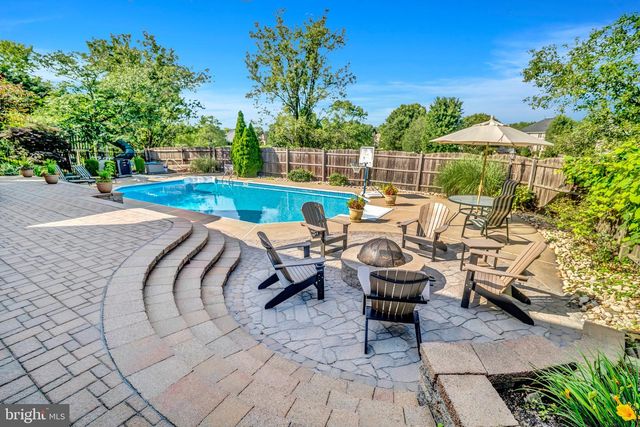 7 ANDERSON LN, Robbinsville, NJ 08691