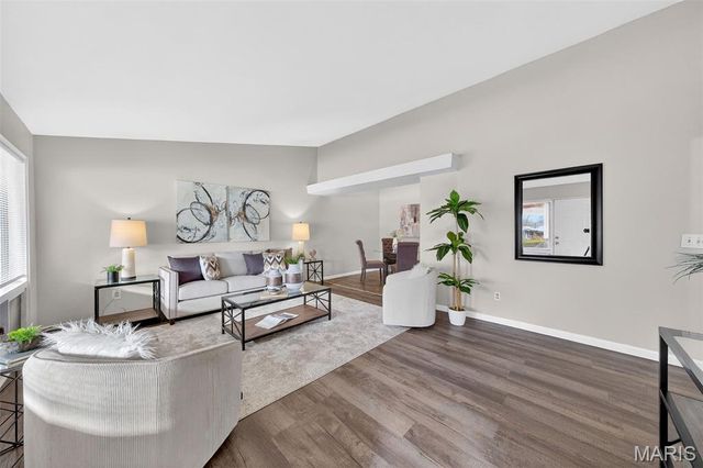 3135 Durwood Drive, Florissant, MO 63033