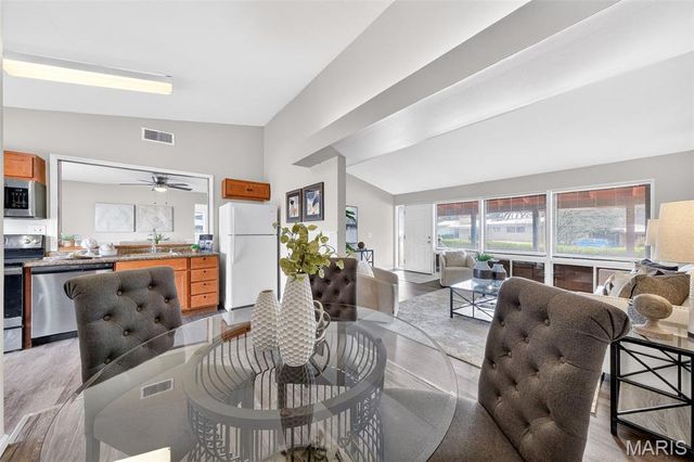 3135 Durwood Drive, Florissant, MO 63033