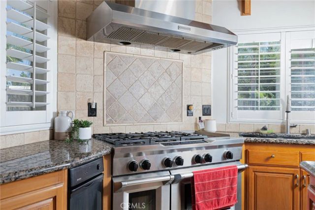 30550 Stein Way, Hemet, CA 92543