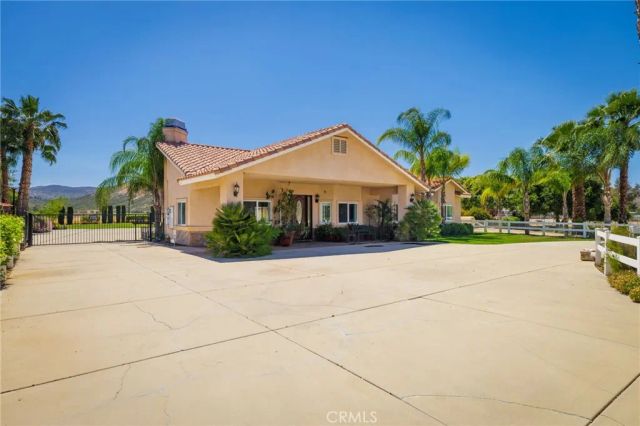 30550 Stein Way, Hemet, CA 92543
