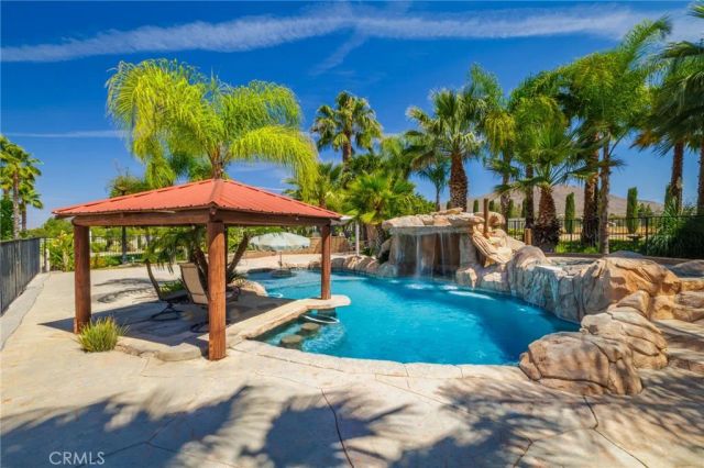 30550 Stein Way, Hemet, CA 92543