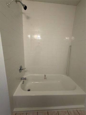 5601 Porsche LN, Austin, TX 78749