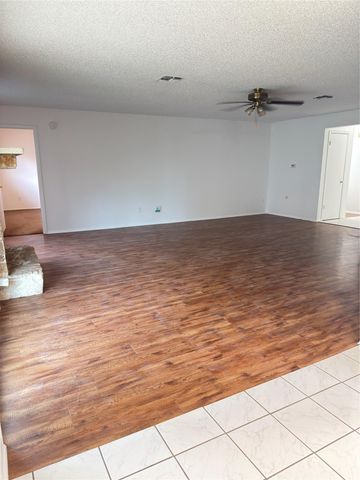 5601 Porsche LN, Austin, TX 78749