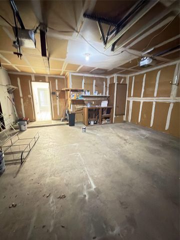 5601 Porsche LN, Austin, TX 78749