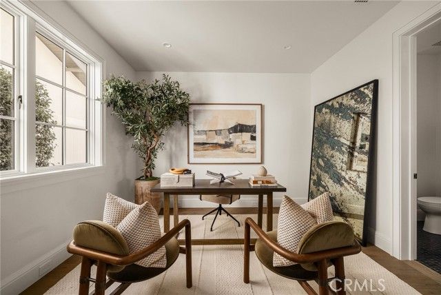 702 Saint James Place, Newport Beach, CA 92663