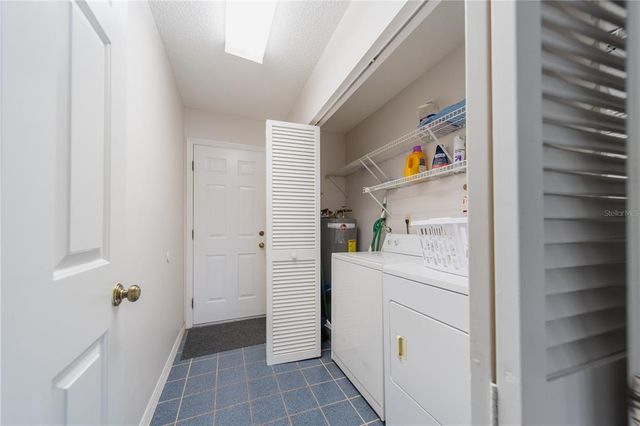234 SOUTHAMPTON LANE 260, Venice, FL 34293