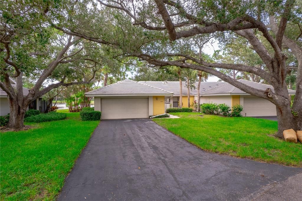 234 SOUTHAMPTON LANE 260, Venice, FL 34293