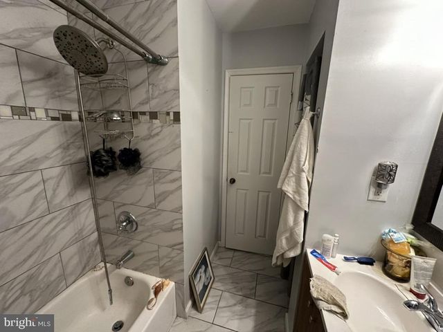 905 KAYAK AVE, Capitol Heights, MD 20743