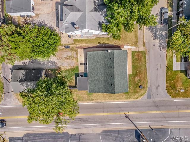 1031 S Charles Street, Belleville, IL 62220