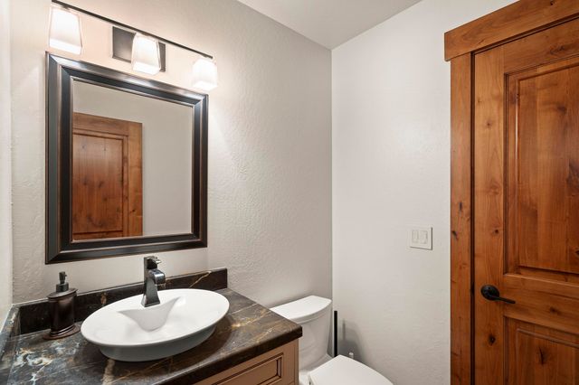 960 Ward Creek Blvd, Tahoe City, CA 96145