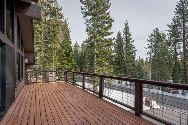 960 Ward Creek Blvd, Tahoe City, CA 96145