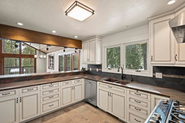 960 Ward Creek Blvd, Tahoe City, CA 96145