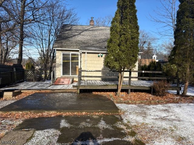 8 Fern Pl, Mount Arlington Boro, NJ 07856