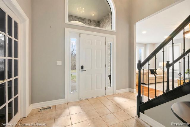 18489 Fox Hollow Court, Northville, MI 48168