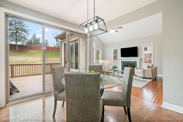 18489 Fox Hollow Court, Northville, MI 48168