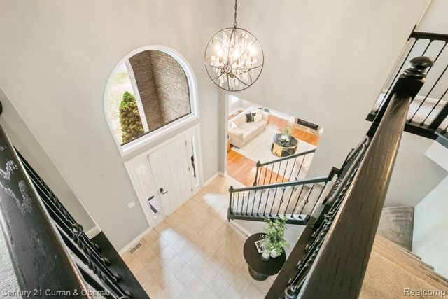 18489 Fox Hollow Court, Northville, MI 48168