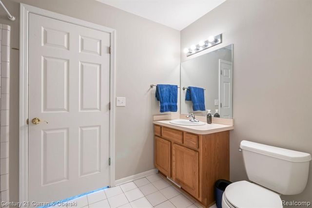 18489 Fox Hollow Court, Northville, MI 48168