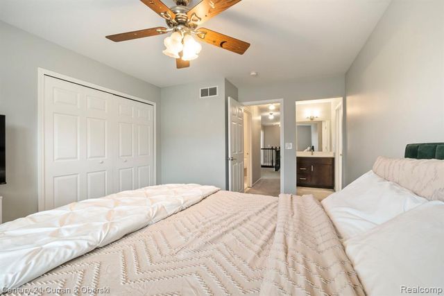 18489 Fox Hollow Court, Northville, MI 48168