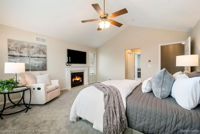 18489 Fox Hollow Court, Northville, MI 48168